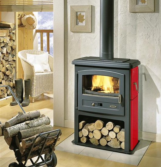 Poêle à bois Godin l Eco 363101 10kW avec bûcher peint Poêle à bois Godin l Eco 363101 10kW avec bûcher peint
