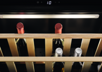 Cave à vin encastrable Série 900 18 bouteilles A++ Noir - Electrolux Réf. KBW5X
