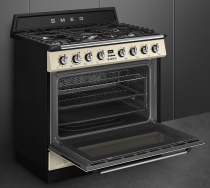 Centre de cuisson Victoria 90 cm Four vapor Clean / 5 foyers gaz Crème - SMEG Réf. TR90GMP