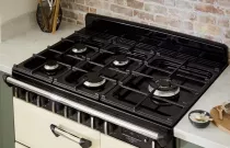 Cuisini&egrave;re mixte 90cm Falcon Classic Deluxe NGC Bordeaux laiton antique CLDL90DFPBOR/AB-E1 3 fours &eacute;lectriques / 5 foyers gaz