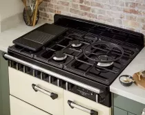 Cuisini&egrave;re mixte 90cm Falcon Classic Deluxe NGC Bordeaux laiton antique CLDL90DFPBOR/AB-E1 3 fours &eacute;lectriques / 5 foyers gaz