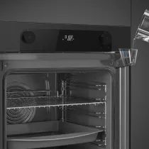 Four MUSA 60cm Combin&eacute; vapeur pyrolyse Noir brillant- SMEG Elite R&eacute;f. SOP6201S2B