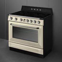 Piano de cuisson Victoria 90cm Four pyrolyse / 5 foyers induction A+ Crème - SMEG Réf. TR90IPP