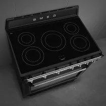 Piano de cuisson Victoria 90cm Four pyrolyse / 5 foyers induction A+ Noir - SMEG Réf. TR90IPBL