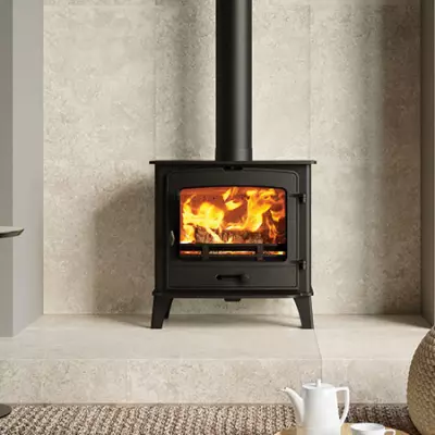 Po�le � bois County 5W Wide 5kW Noir (avec grille et cendrier) - STOVAX R�f. 735-521