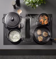 Table de cuisson aspirante 4 zones A+ BlackPerfection Noir - MIELE R&eacute;f. KMDA 7676-1 FL