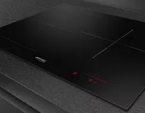 Table induction 60cm 3 foyers Noir - SMEG R&eacute;f. SI5633D