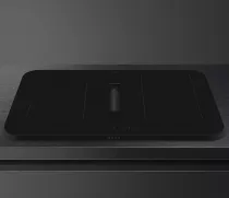 Table induction avec hotte int&eacute;gr&eacute;e ISOLA ALTA 83cm Noir cadre Noir- SMEG Elite R&eacute;f. HHSL7844MB